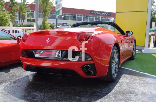 Ferrari california 2 puertas Automático Gasolina del año 2009